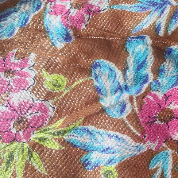 Refashioned Vintage Sweatshirt (M/L) - Picture 6 of 6